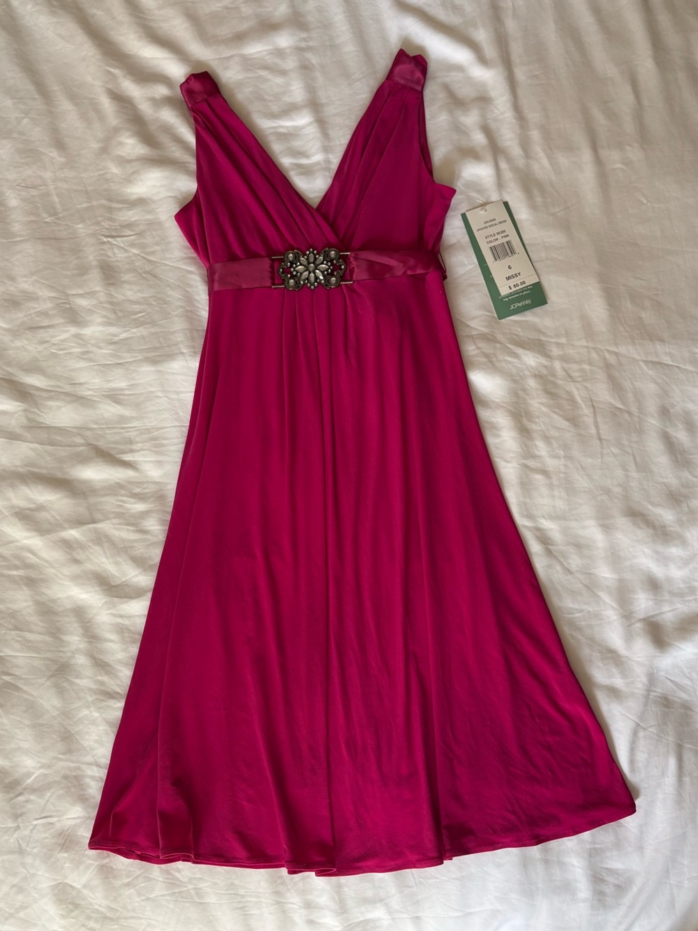 Scarlett Nite Fuchsia V-Neck Midi Dress with Jeweled Waist Belt